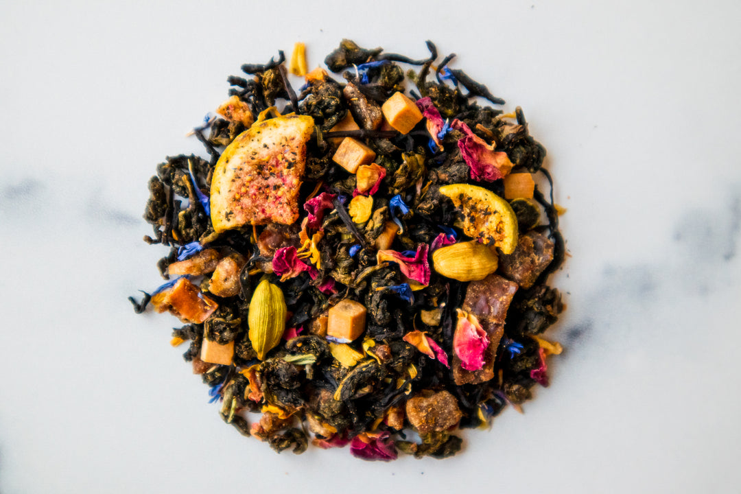 ⚡️ $10 off 100g when added to cart! ⚡️ Golden Hour Tea — Figs & Caramel in Oolong and Black Tea